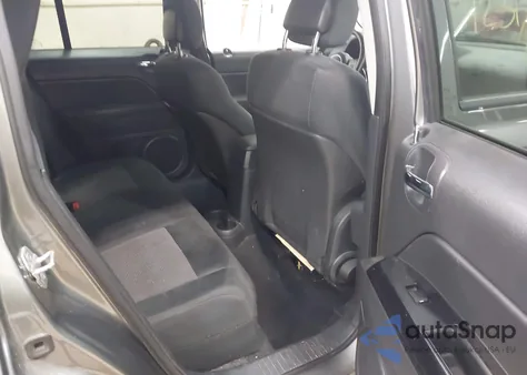 2012 Jeep Patriot Latitude z USA, uszkodzony, nr VIN 1C4NJRFB4CD608701